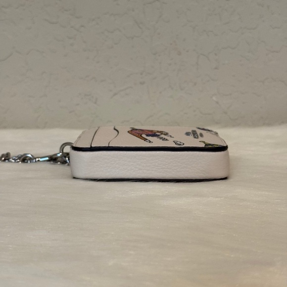 ⭐️Not for Sale⭐️ Cosmic Coach Zip Card Case With Rocket Print - Picture 6 of 11